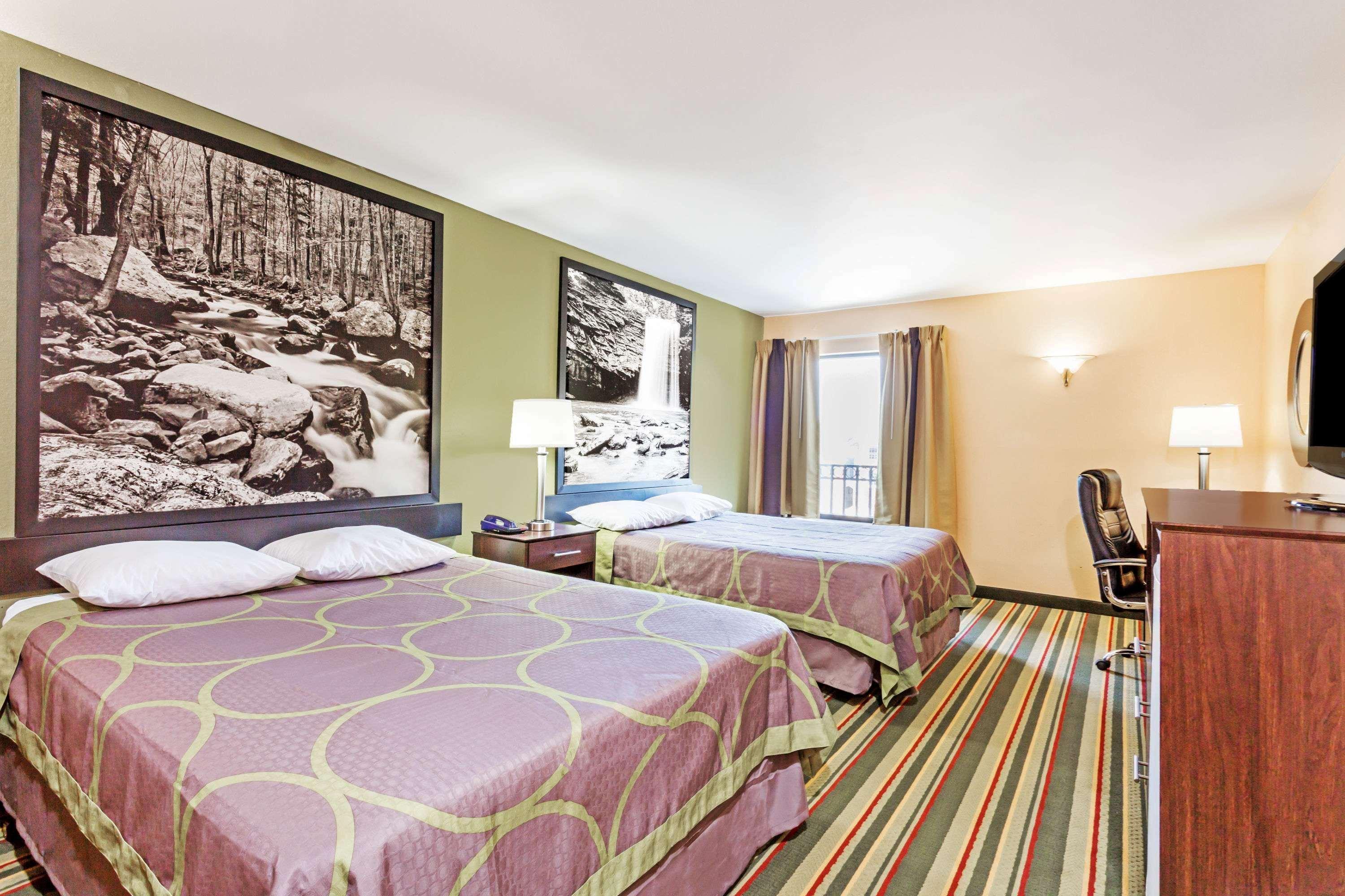 Super 8 By Wyndham Hull Street Richmond Area 2*